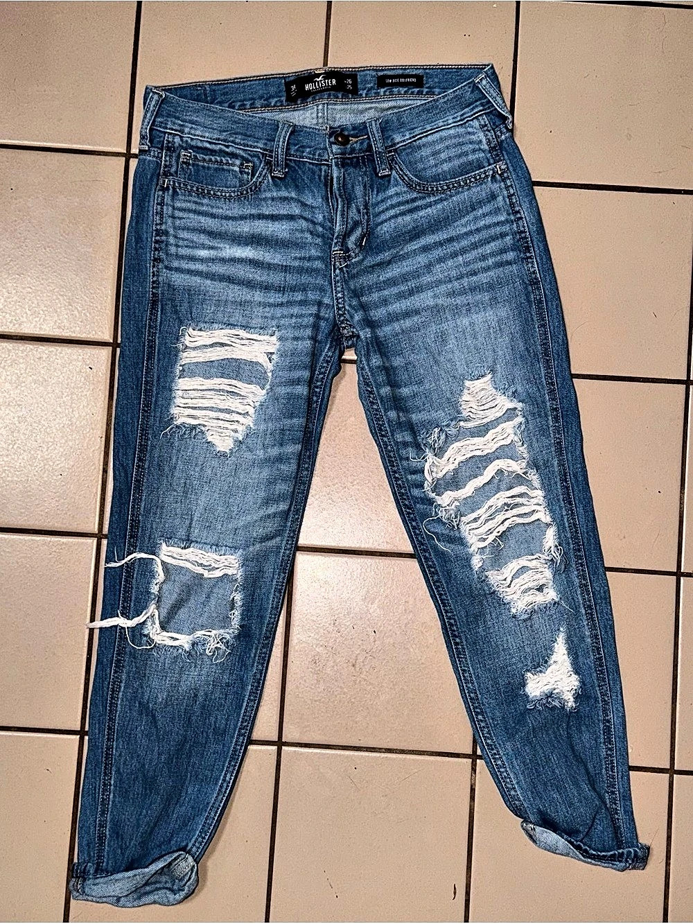 Hollister Low Rise Boyfriend Jeans Distressed Blue Jeans Waist 3R